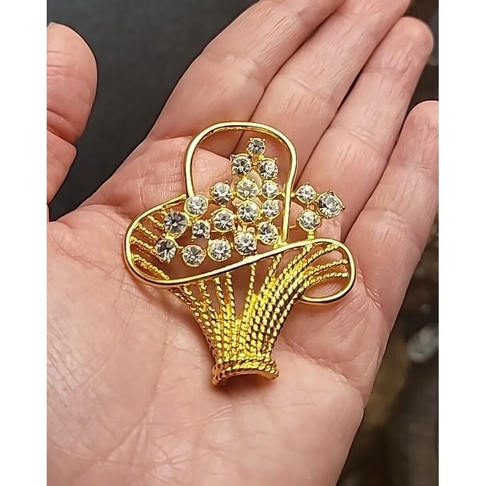 Vintage Napier Flower Basket Rhinestone Brooch Pin Gold Tone Twisted Wire Signed